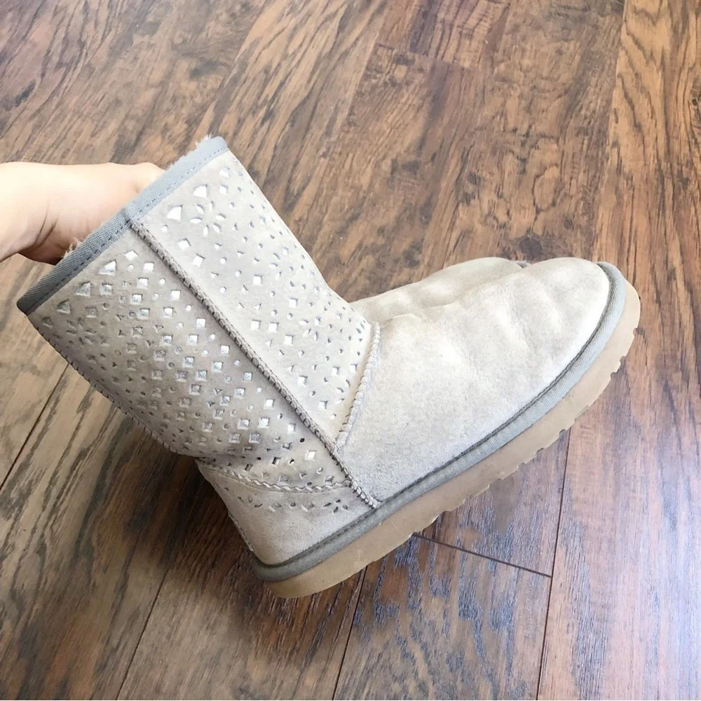 UGG • Classic Short Flora Perf Boots grey perforated shearling sheepskin sherpa